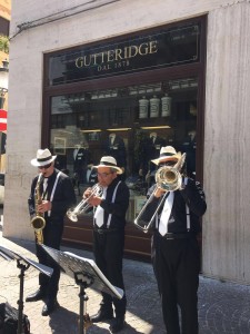 TRIO BRASS GUTTERIDGE